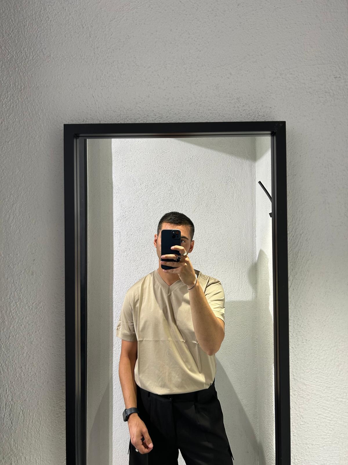 T SHIRT IN FILO DI SCOZIA SCOLLO A V - 1361
