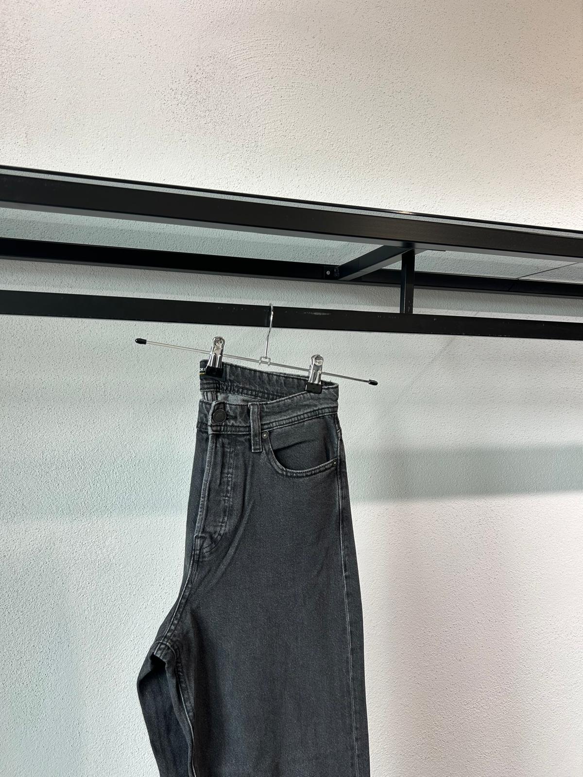 JEANS ALEX LOOSE FIT - 2042