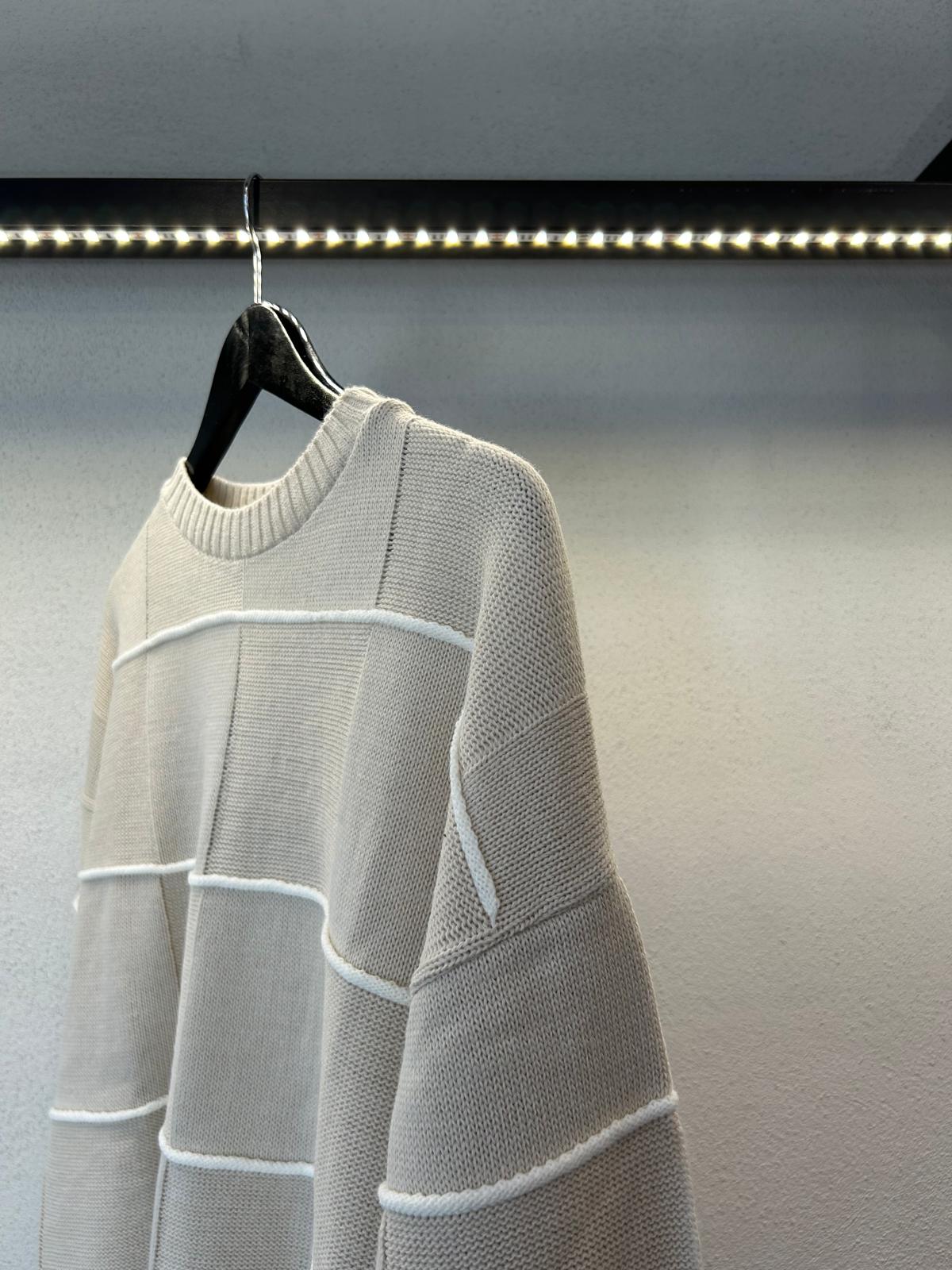 MAGLIONE OVERSIZE CON PROFILI - 1220