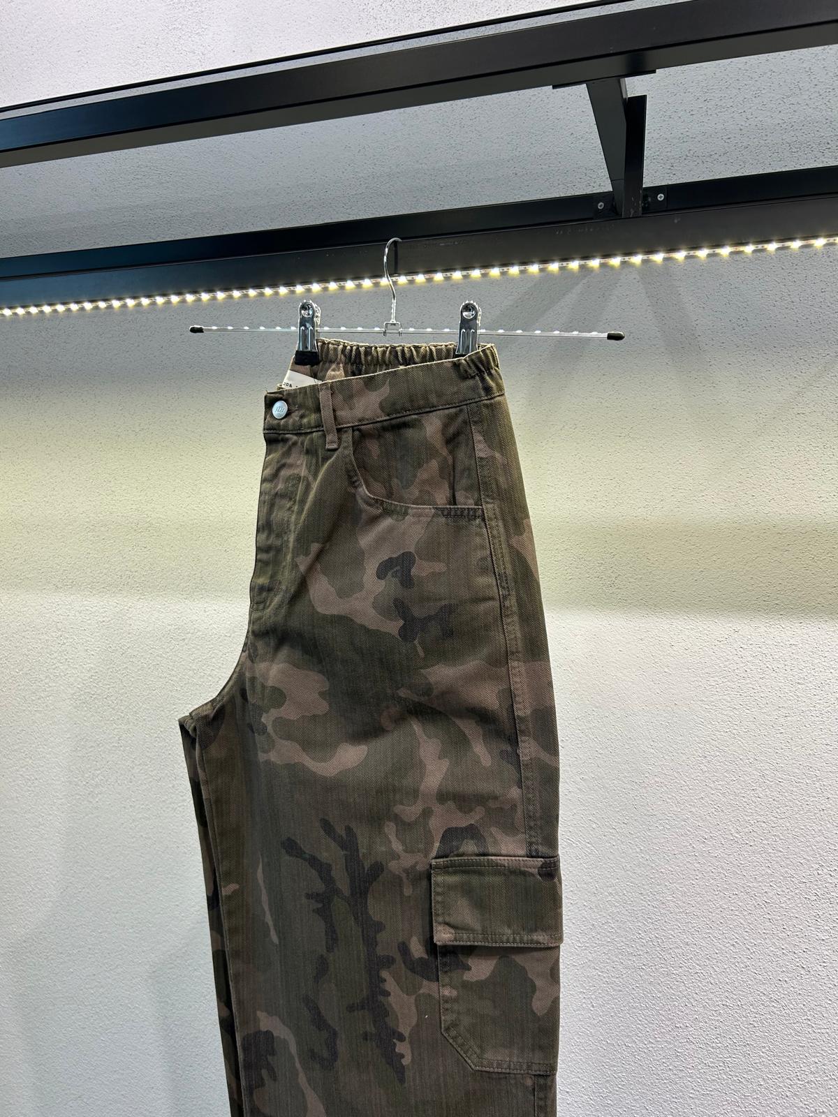 PANTALONE CARGO MIMETICO - 1560