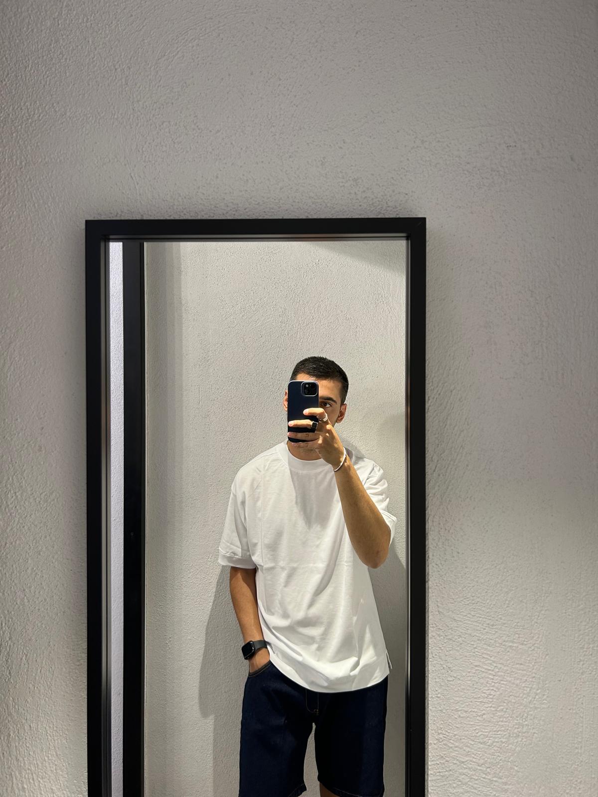 T SHIRT COLLO STRETTO CON SPACCHETTI - 1104