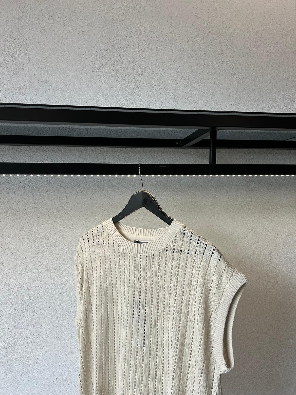 GILET IN FILO TRAFORATO CROP FIT - 1340