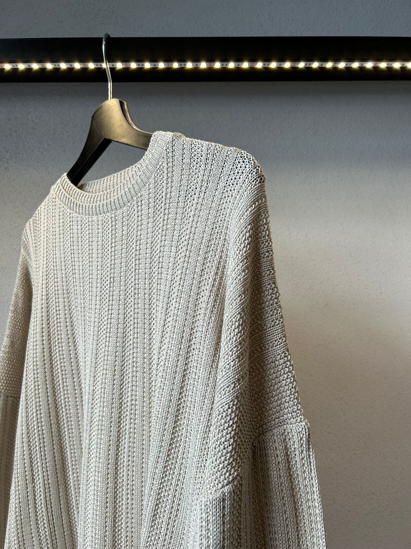 MAGLIA OVERSIZE IN FILO CON DOPPIO COLLO - 1048