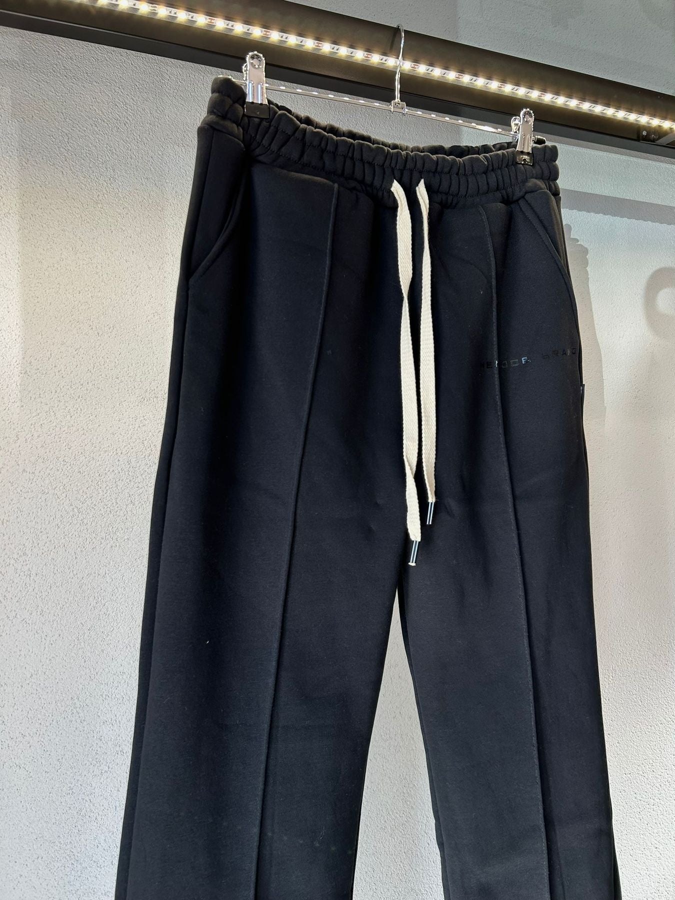 PANTA TUTA LOOSE FIT CON NERVINO DA COMPLETO