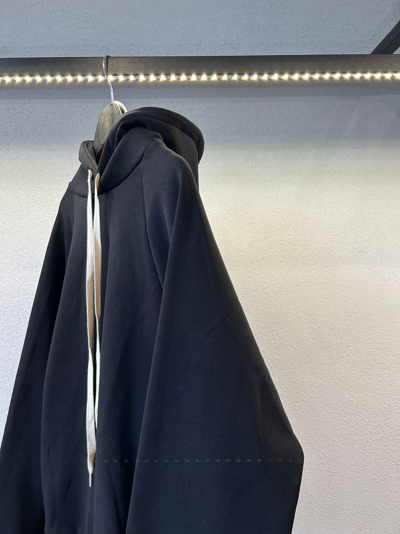 HOODIE MANICA RAGLAN CON LACCI