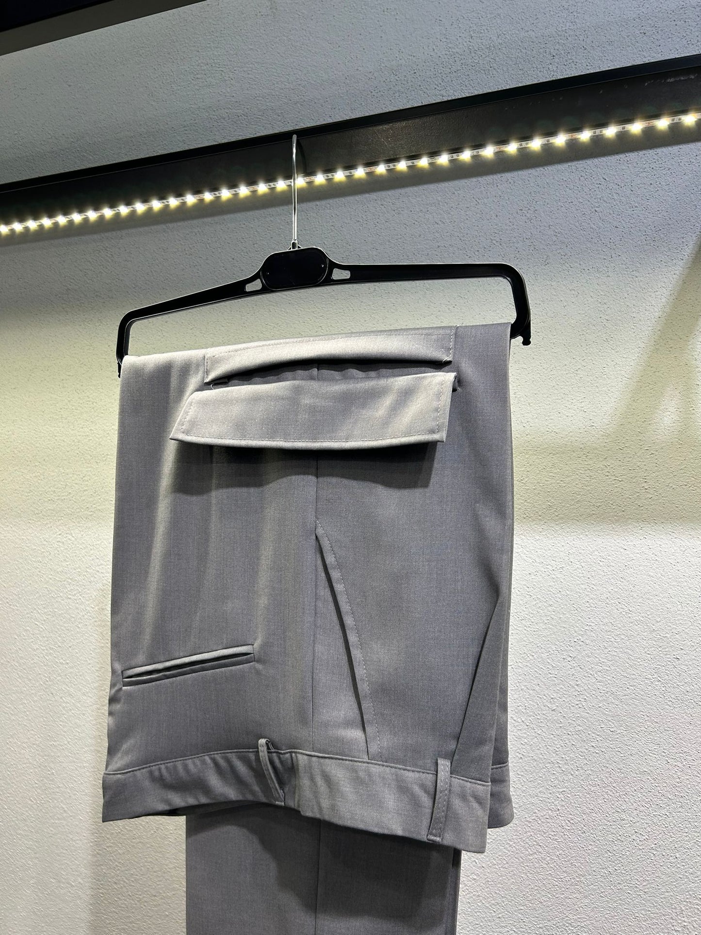 PANTALONE CARGO ASIMMETRICO - 1229