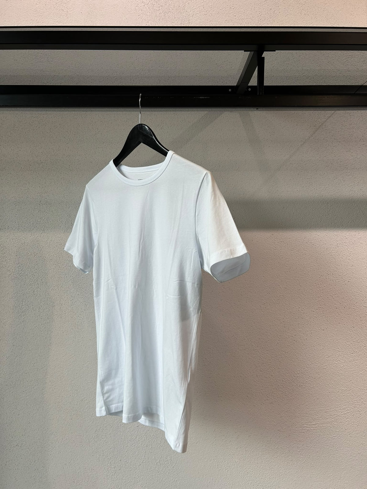 T-SHIRT BASIC ELASTICA - 2023