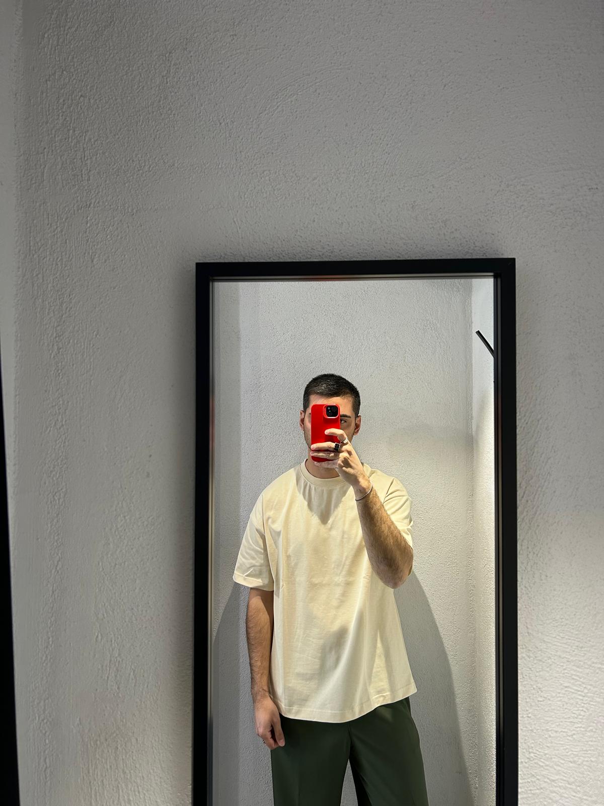 T SHIRT COMODA CON COLLO STRETTO - 1307