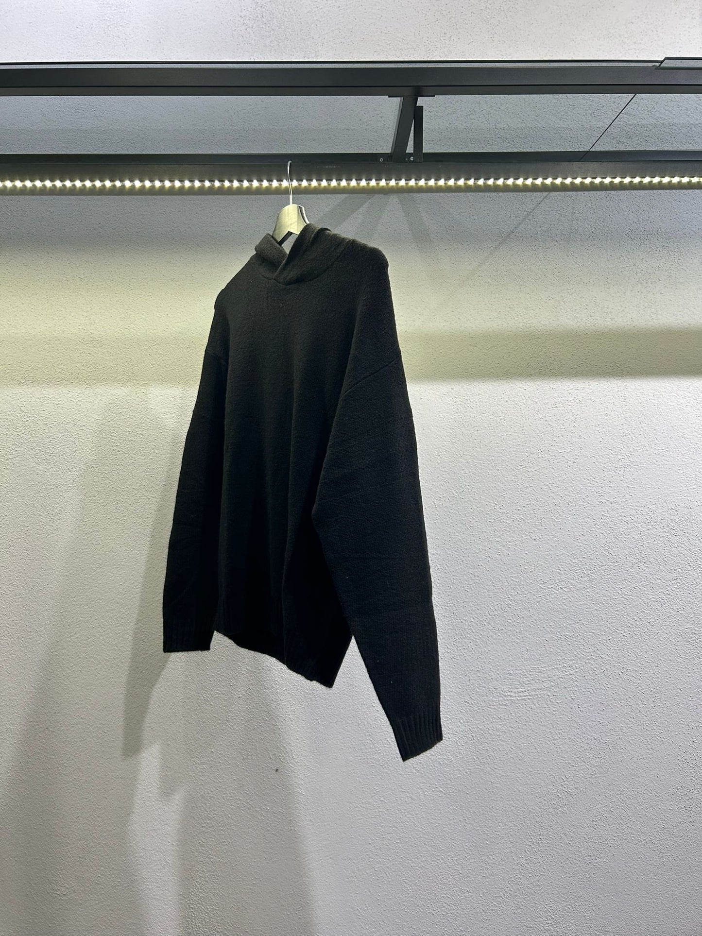FELPA IN MAGLIA CON CAPPUCCIO - 1537