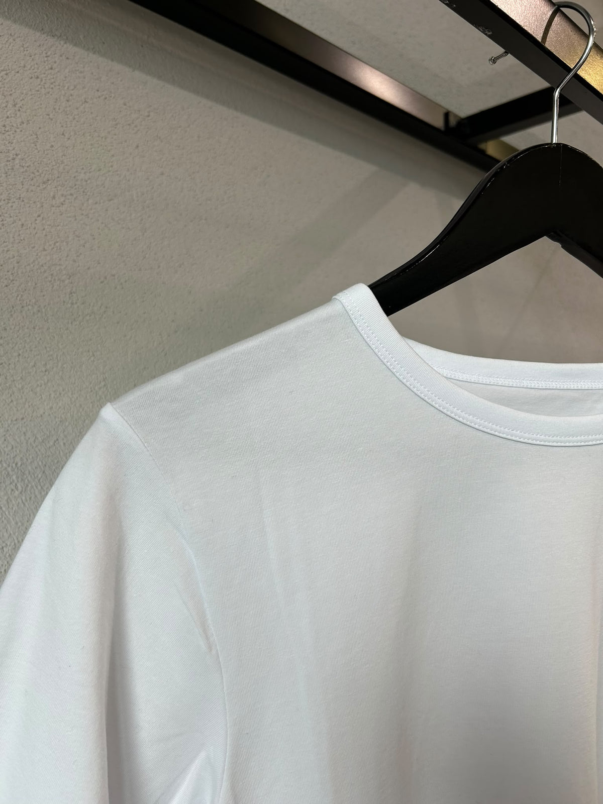 T-SHIRT BASIC ELASTICA - 2023