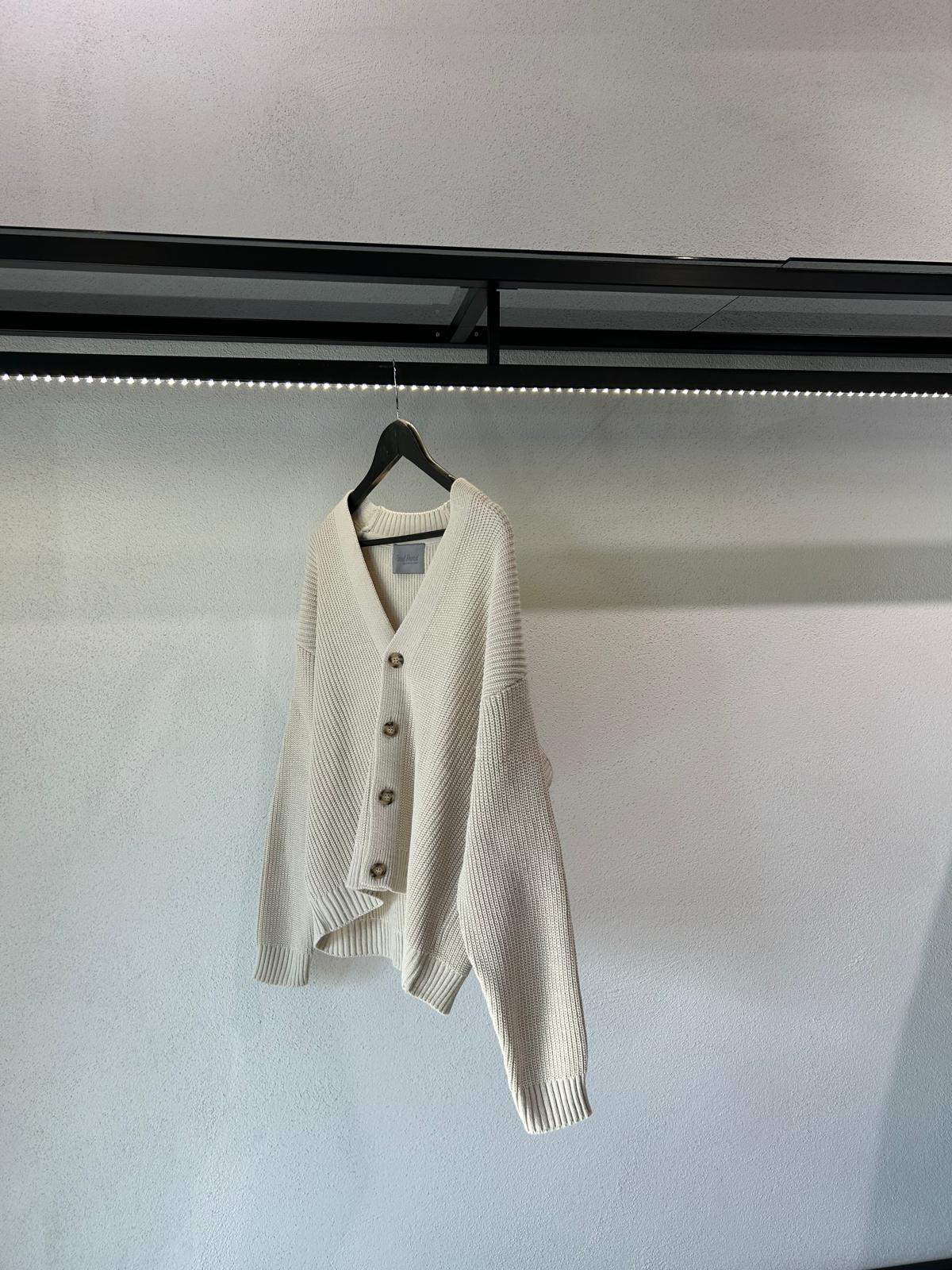CARDIGAN CROPPED CON BOTTONI - 1551