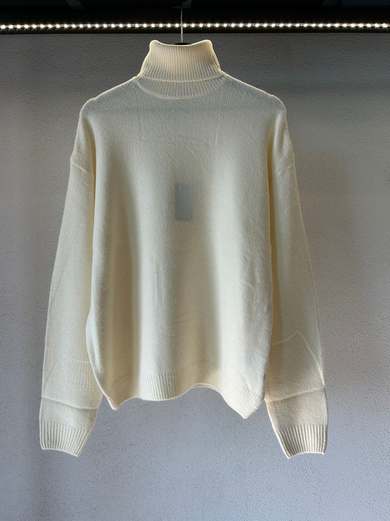 DOLCEVITA OVERSIZE SPALLA SCESA