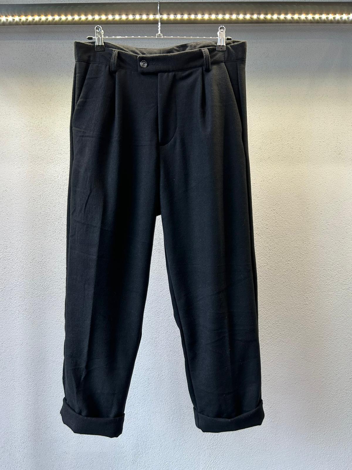 PANTALONE COMODO IN LANA CON PIEGONE DA COMPLETO