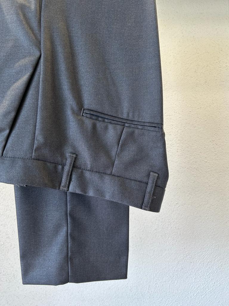 PANTALONE TAGLIO CLASSICO VITA ALTA CON FONDO COMODO