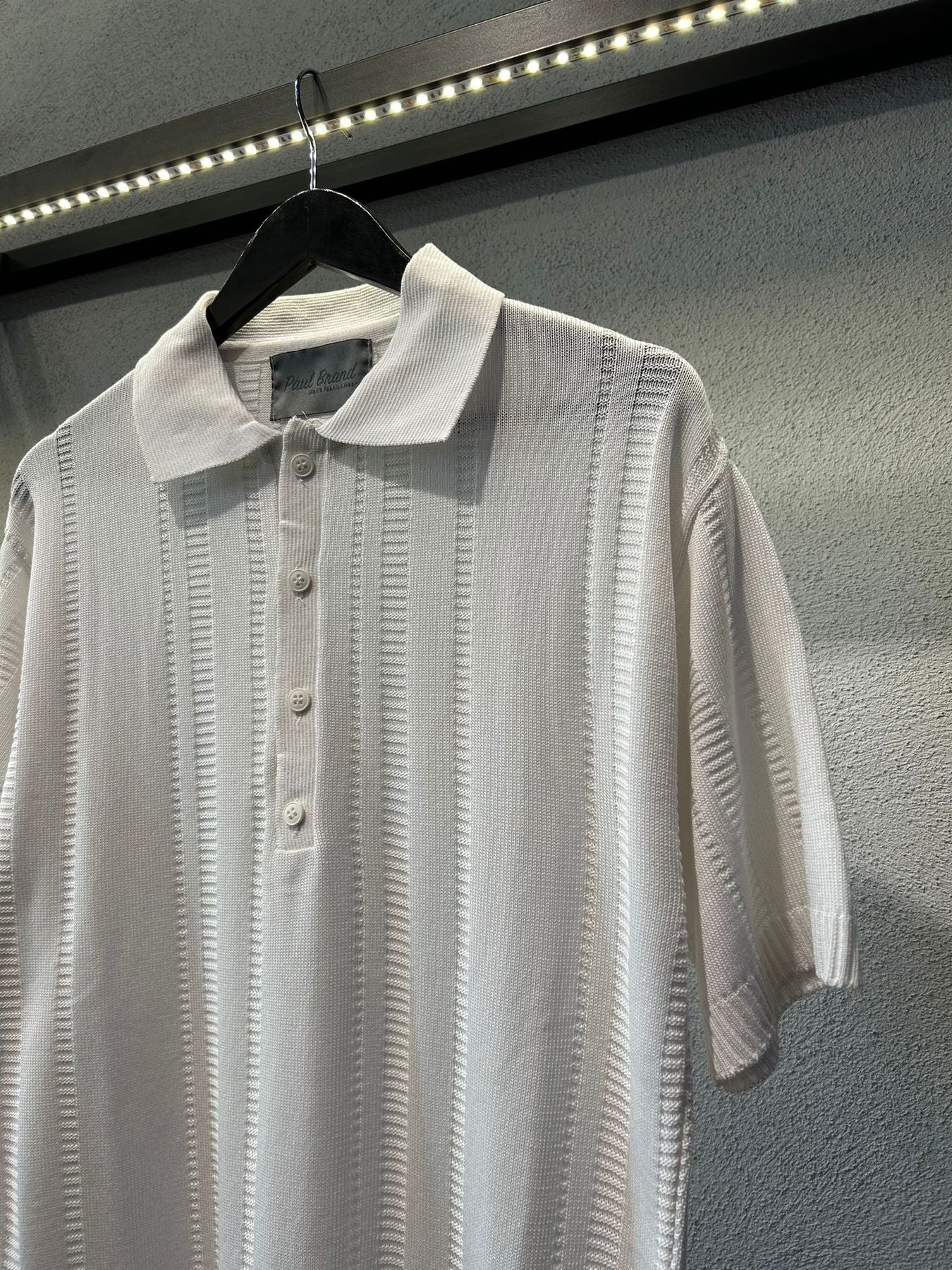 POLO IN FILO STRUTTURATA CON BOTTONI - 1041