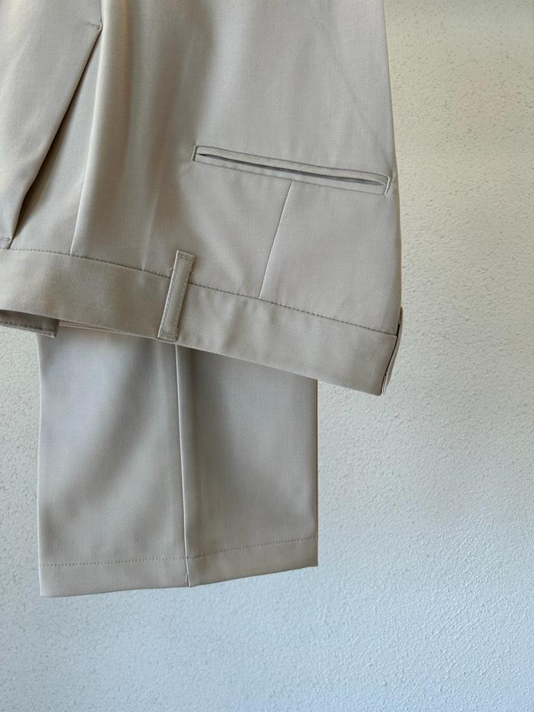 PANTALONE TAGLIO CLASSICO VITA ALTA CON FONDO COMODO