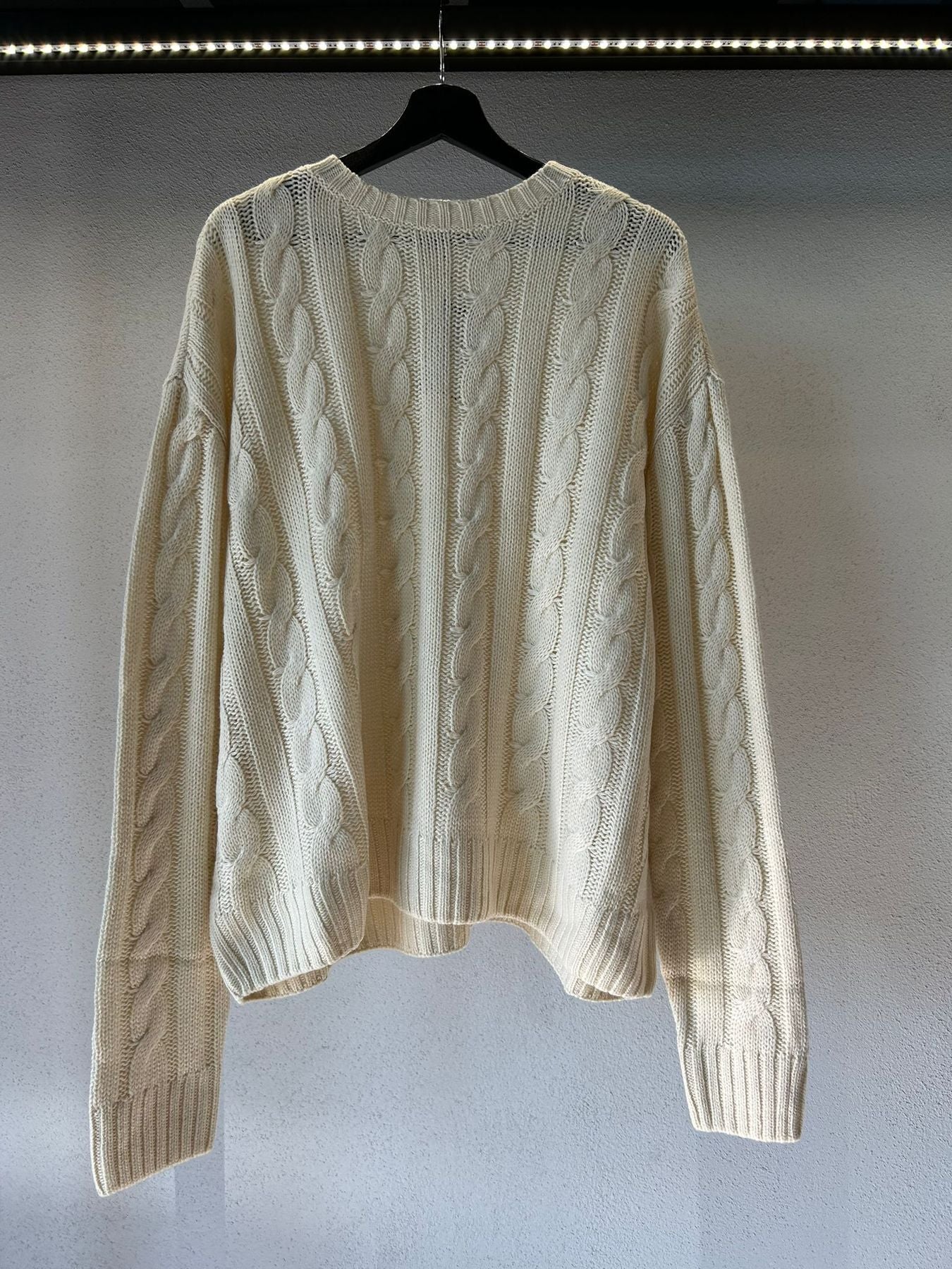 PULLOVER COMODO CROPPED CON TRECCE