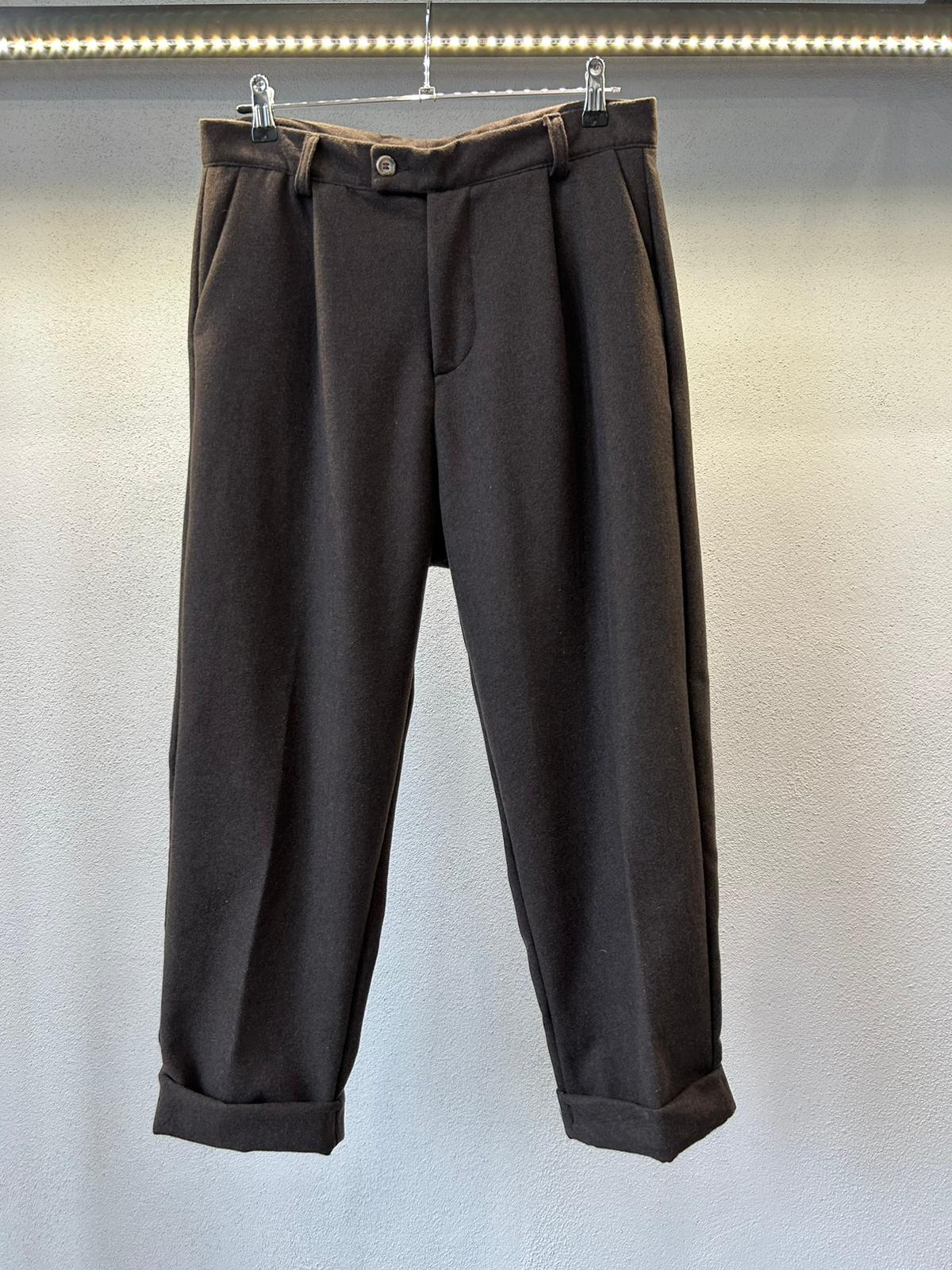 PANTALONE COMODO IN LANA CON PIEGONE DA COMPLETO